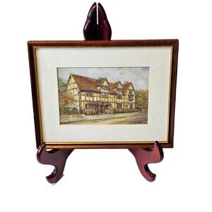 Shakespeare Birthplace Framed Print by Pat Bell
